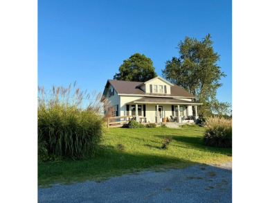 (private lake, pond, creek) Home For Sale in Jamestown Tennessee