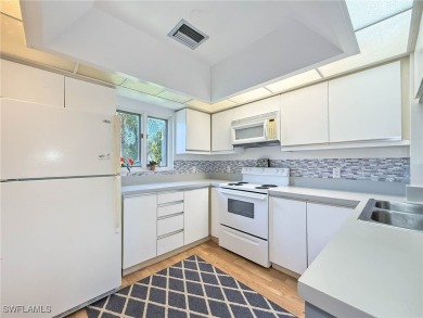 Lake Condo For Sale in Naples, Florida