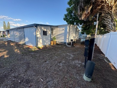STUNNING 2BR/2BA IN SHALIMAR VILLAGE - NEW PORT RICHEY Welcome - photo 3