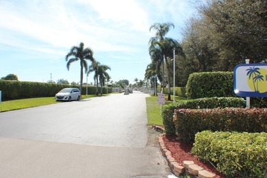 Enjoy the lake-view home on a corner lot and airy interior with - photo 29