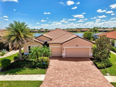 (private lake, pond, creek) Home For Sale in Venice Florida