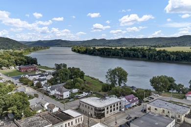 Ohio River Home For Sale in Vanceburg Kentucky