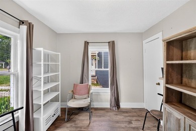 Welcome to 1406 Collegeview Drive! This 2 bed 1 bath home is - photo 16