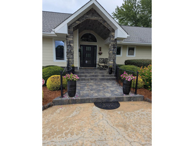 Additional listing photo 1