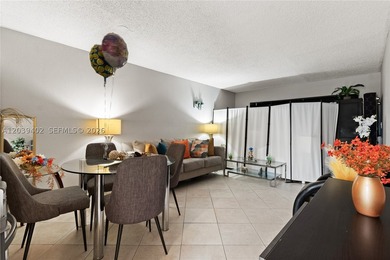 Stunning unobstructed lake views! Beautifully updated 3rd-floor - photo 5