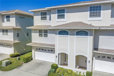 Lake Townhome/Townhouse For Sale in St. Petersburg, Florida