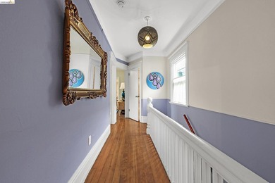 Set in a dynamic, authentically urban pocket, the neighborhood - photo 30