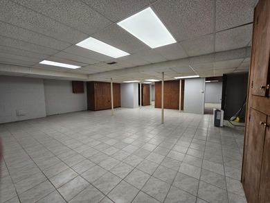 WOW, what a location & what a view of Sunnyside golf course