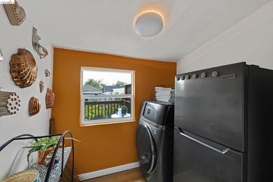 Set in a dynamic, authentically urban pocket, the neighborhood - photo 37