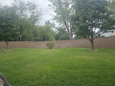 WOW, what a location & what a view of Sunnyside golf course