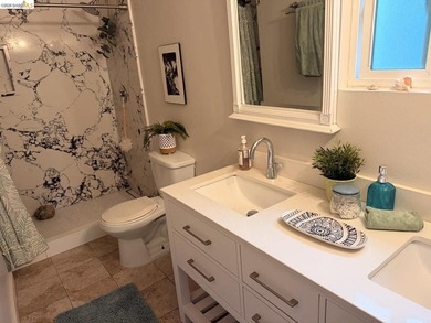 Set in a dynamic, authentically urban pocket, the neighborhood - photo 45