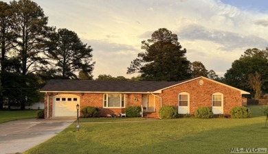 Lake Home For Sale in Roanoke Rapids, North Carolina