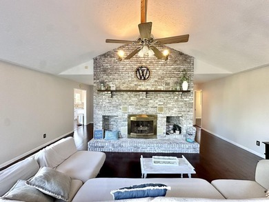 3 bedroom, 3 bath Home and boat slip! You won't find homes like - photo 12