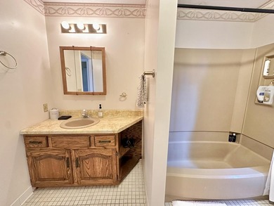 3 bedroom, 3 bath Home and boat slip! You won't find homes like - photo 18