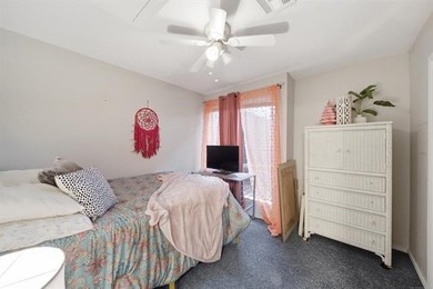 Luxury lakefront townhouse in the gated Villas of Lakeland on - photo 25