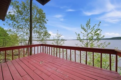 Luxury lakefront townhouse in the gated Villas of Lakeland on - photo 31