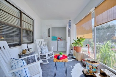 Welcome to this beautifully remodeled 2-bedroom, 2-bathroom - photo 36