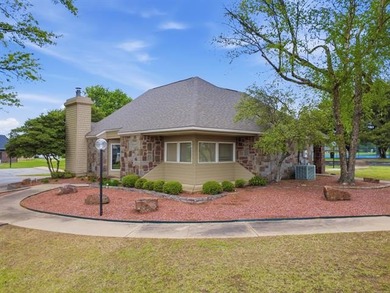 Luxury lakefront townhouse in the gated Villas of Lakeland on - photo 37