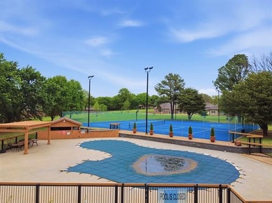 Luxury lakefront townhouse in the gated Villas of Lakeland on - photo 38
