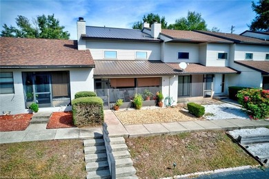 Welcome to this beautifully remodeled 2-bedroom, 2-bathroom - photo 40