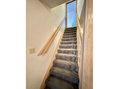 3 bedroom, 3 bath Home and boat slip! You won't find homes like - photo 47