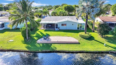 (private lake, pond, creek) Home For Sale in Delray Beach Florida