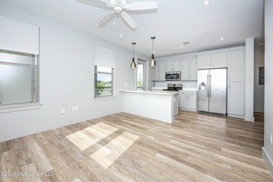 Welcome to luxury-inspired living at Ocean Springs' Inlet - photo 10