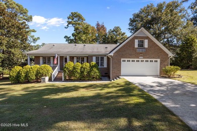 Trent River Home For Sale in New Bern North Carolina