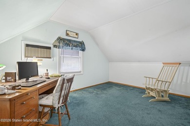Meticulously maintained Cape Cod on 50 X 100 in the heart of New - photo 14