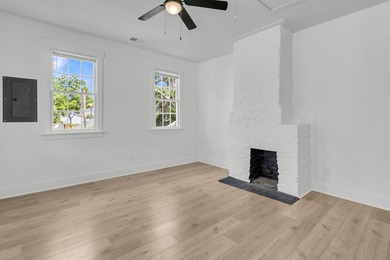 Downtown Charleston fully renovated duplex in a high-demand - photo 15