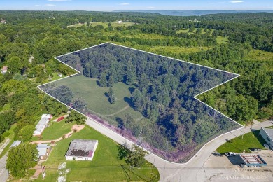 Wonder Lake Acreage For Sale in Sparta Tennessee