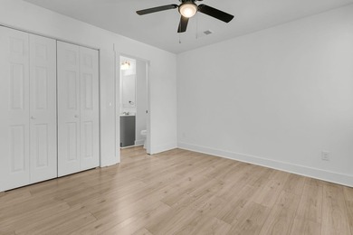 Downtown Charleston fully renovated duplex in a high-demand - photo 22