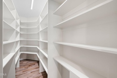 Looking for a property with lots of beautiful - photo 27