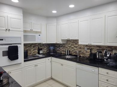 ***Elegant, Bright, and Cozy unit with direct East views facing - photo 3