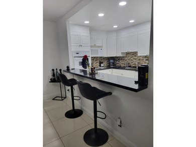 ***Elegant, Bright, and Cozy unit with direct East views facing - photo 6