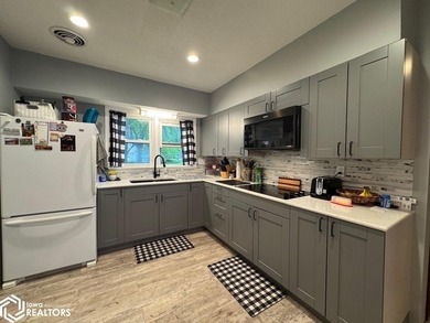 Great two bedroom house near Clear Creek Elementary School - photo 7