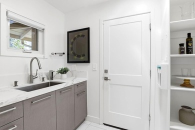 Nestled in the highly sought-after Saratoga Woods neighborhood - photo 19