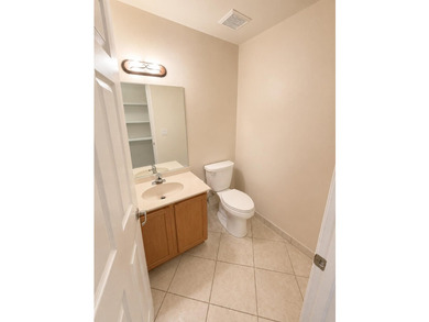 Welcome to this beautifully maintained 3-bedroom, 2.5-bath home - photo 22