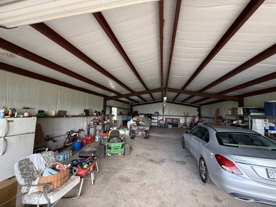For sale is a 43 acre horse ranch, 1800 square-foot home three - photo 31