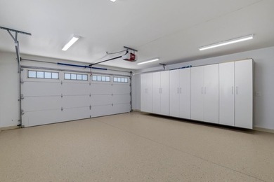 Nestled in the highly sought-after Saratoga Woods neighborhood - photo 36