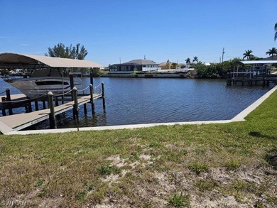 Cape Coral Lakes Area Lot For Sale in Cape Coral Florida