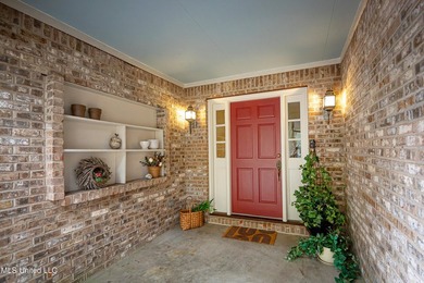 DOWNTOWN OCEAN SPRINGS home with all of the charm and character - photo 9