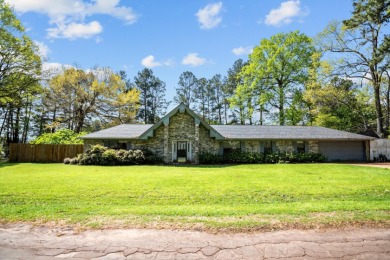Fisherman's Dream Retreat on Lake Nacogdoches. - photo 3