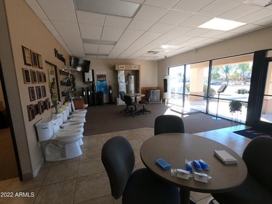 Well maintained and appointed free standing - photo 7