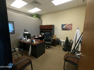 Well maintained and appointed free standing - photo 8