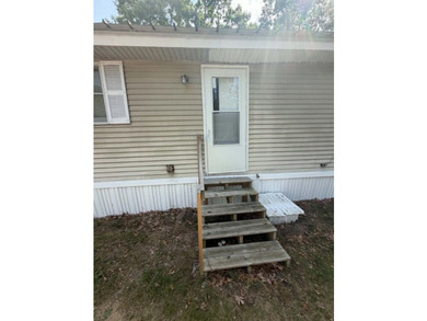 Welcome to 1175 Calgary, a charming and spacious 3-bedroom - photo 12