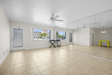 Boaters & Water Lovers Paradise! Live on the Intracoastal for a - photo 12