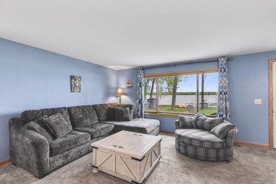 Experience the charm of lake living in this charming 3-bed - photo 15