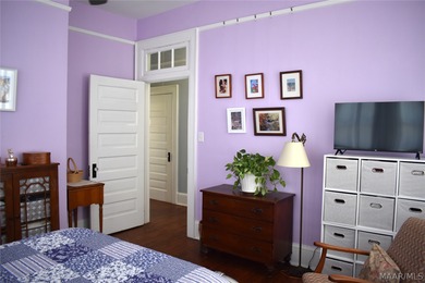 Welcome to the heart of the Garden District! Situated on a