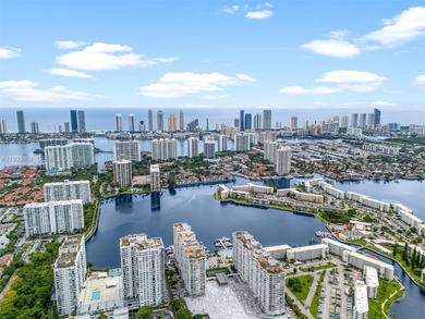Little Maule Lake Condo For Sale in Aventura Florida